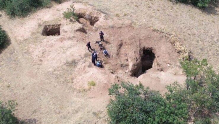 Kayseri’de kaçak kazıya dronla suçüstü: 4 gözaltı