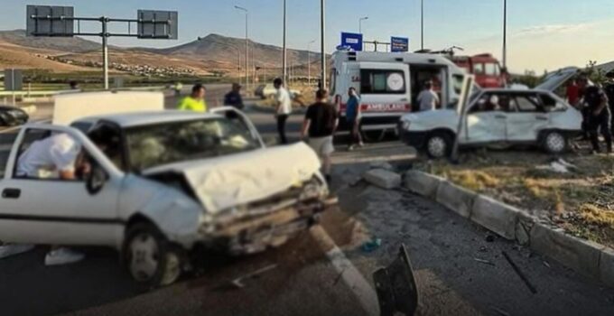 Kayseri’de trafik kazası: 2 ölü, 4 yaralı