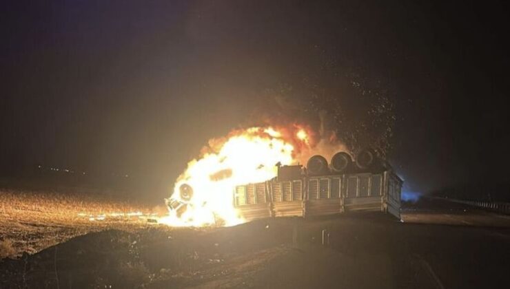 Mardin’de devrilen TIR alev aldı; sürücü yanarak öldü
