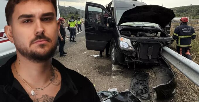 Minibüs bariyere saplandı, ünlü müzisyen Çağan Şengül ve 6 kişi yaralandı