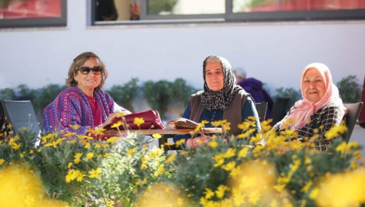 Narlıdere'de Emekliler Lokali'ne rekor ilgi: 2 şube 80 bin misafir