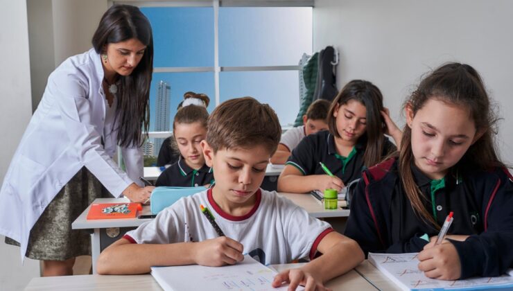 Öğretmene 12 bin liraya kölelik ilanı