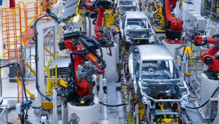 Otomotiv devinde kriz dalga dalga yayılıyor: İşten çıkarma süreci başladı