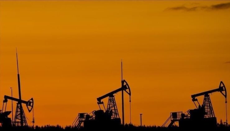 Petrol haftayı düşüşle kapatmaya doğru ilerliyor