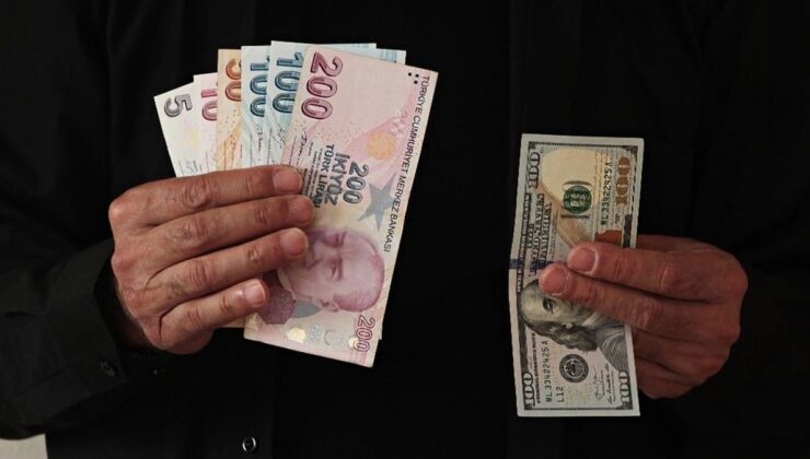 Piyasanın sene sonu dolar/TL beklentisi yükseldi