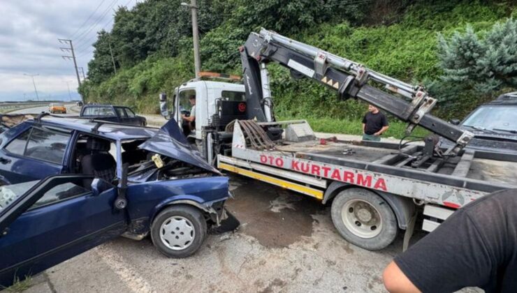 Rize’de otomobil ile pikap çarpıştı: 6 yaralı