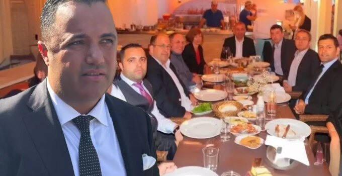 Savcı Rezan Epözdemir’e gündem olan fotoğrafı sormuş
