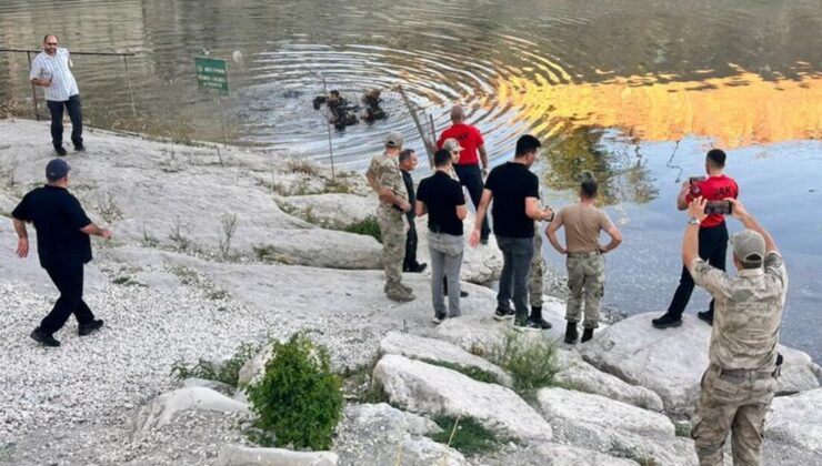 Serinlemek için girdiği çayda boğuldu