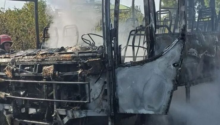 Seyir halindeyken işçi servisi alev aldı