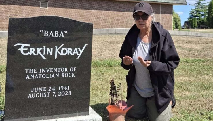 Seyyal Taner, Erkin Koray’ın mezarını ziyaret etti