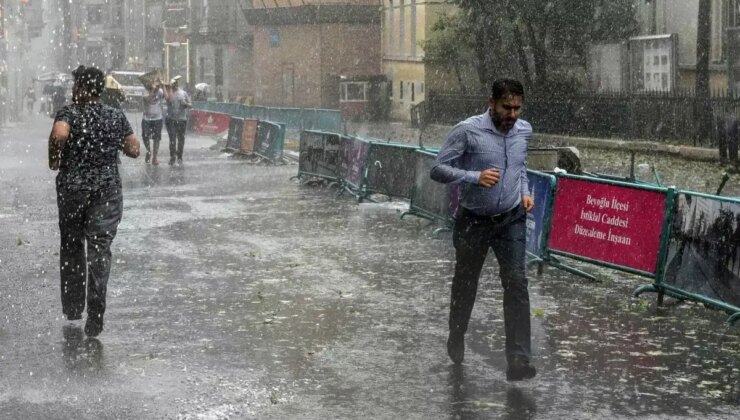 Sıcaktan kavrulan İstanbullulara müjde! Sağanak yağış geliyor