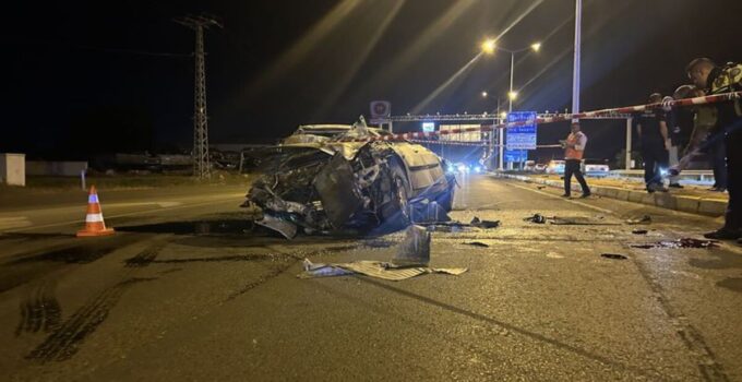 Sivas’ta otomobil devrildi: 1 ölü, 1 yaralı