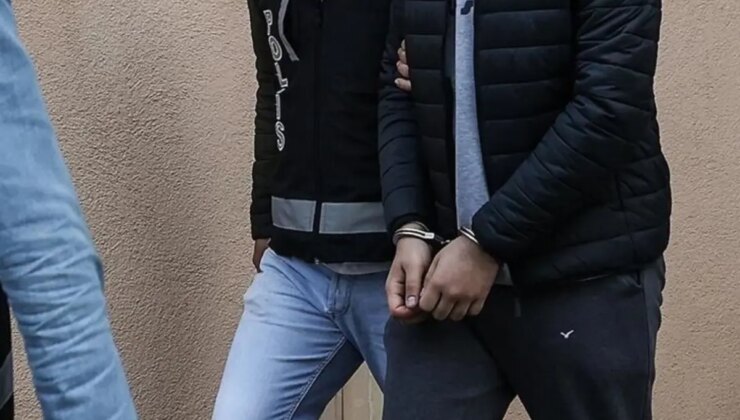 Sosyal medyadan silah fotoğrafı paylaşan 16 yaşındaki çocuk yakalandı