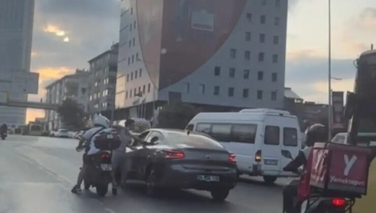 Trafikte acımasız saldırı! Defalarca yumrukladı