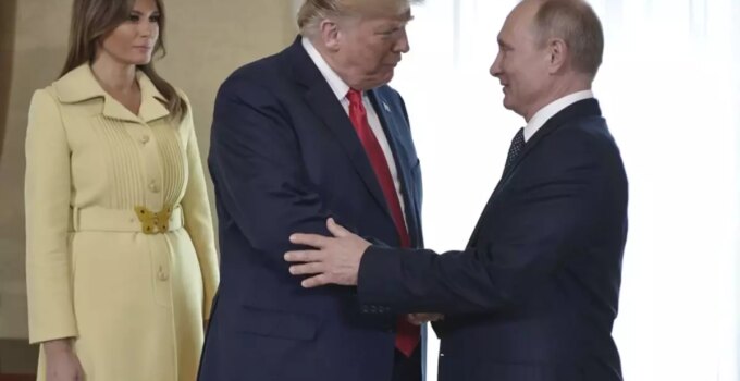 Trump kendi elleriyle teslim etti! First Lady’den Putin’e özel mektup