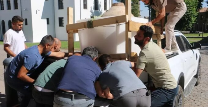 Yer: Diyarbakır! Eşi ölünce evinde sakladığı ‘hazine’yi ihbar etti, 8 kişi taşıyamadı