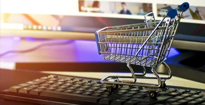 Yılın ilk yarısında e-ticaret hacmi 2 trilyon lirayı aştı