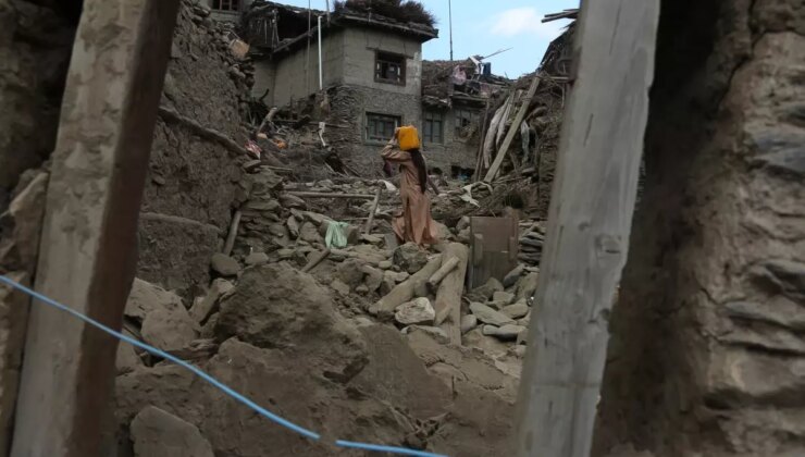 1400’den fazla can kaybı veren Afganistan’da bir deprem daha