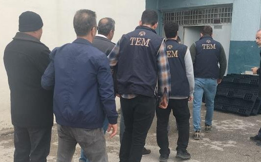 4 ilde FETÖ operasyonu: 8 hükümlü yakalandı