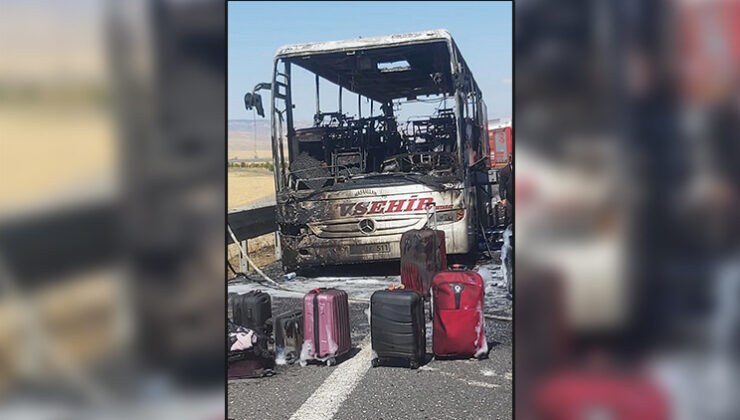 Ankara’da seyir halindeki yolcu otobüsü yandı