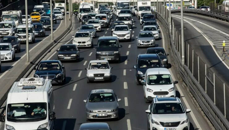 Araç sahipleri dikkat! Eski tip sürücü belgelerini yenilemek için son tarih 31 Ekim