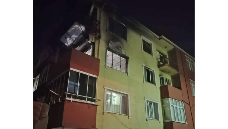 Bursa’da feci yangın! 1’i çocuk 3 kişi öldü