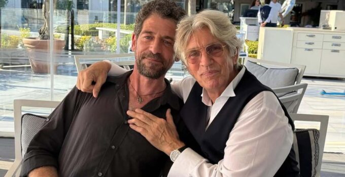 Cemal Hünal, Eric Roberts ile bir araya geldi