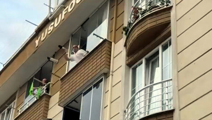 Esenyurt’ta akılalmaz olay: Balkondan çocuklara soğan attı