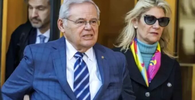 Eski ABD Senatörü’nün eşine 4.5 yıl hapis cezası