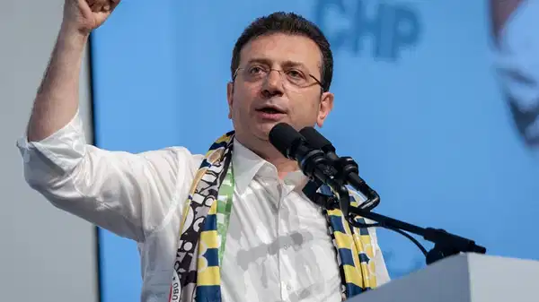 İmamoğlu’ndan kurultaya Aşık Mahsuni Şerif’li mesaj: ‘Zalimin zulmü varsa, mazlumun Allah’ı var’