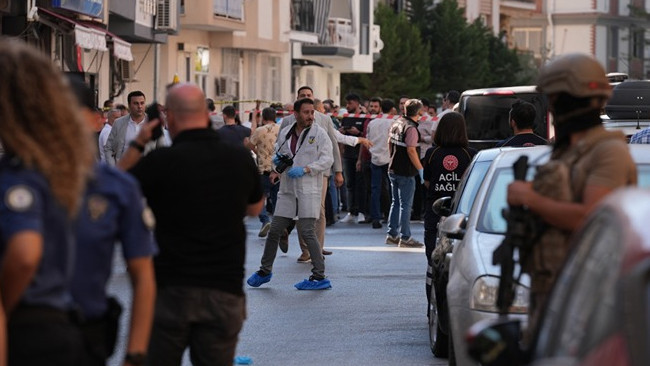 İzmir’deki polis merkezi saldırısında yaralanan polisten acı haber: 23 günlük yaşam mücadelesini kaybetti