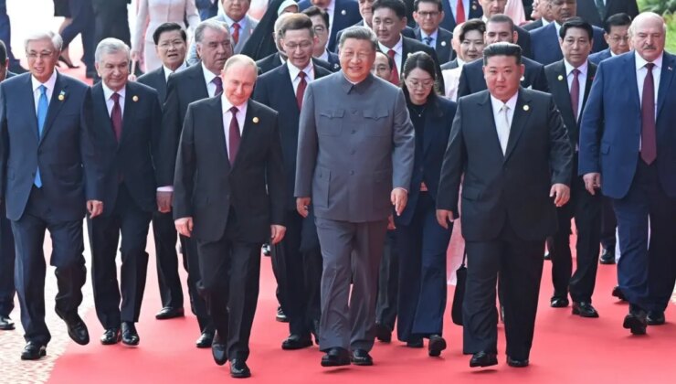 Jinping ile sohbet eden Putin: Biyoteknolojiyle ölümsüzlüğe bile ulaşılabilir