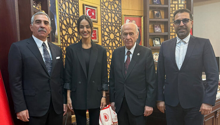 MHP liderinin talimatıyla hazırlandı | Bahçeli, ‘Canların Türküsü’ eserinin sanatçılarını kabul etti