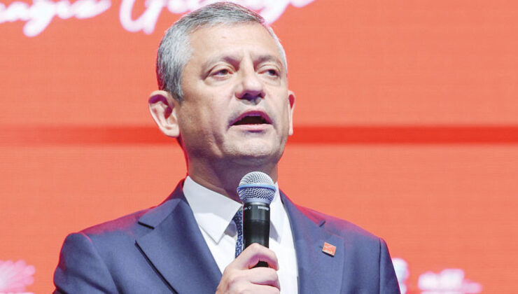 Özgür Özel: Alevi canlarla yüreğimiz bir