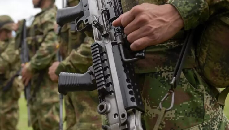 Pakistan’da askeri tesise bombalı saldırı: 6 asker hayatını kaybetti