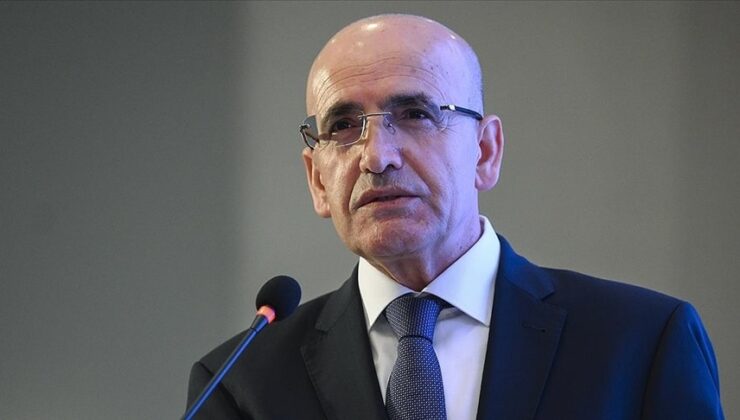 Şimşek, İzmir'de basına kapalı toplantı gerçekleştirdi