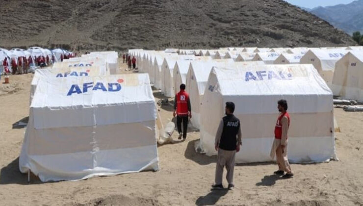 Türkiye, Afganistan’da depremin yaralarını sarıyor