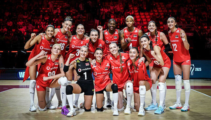 Türkiye Japonya voleybol maçı ne zaman oynanacak? Filenin Sultanları Yarı Final maçı ne zaman, saat kaçta?
