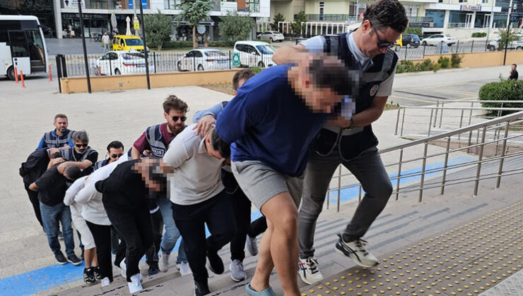 Vicdansızlar bu sefer şehit ailesini hedef aldı! İstanbul ve Antalya’da yakalanıp Edirne’ye getirildiler