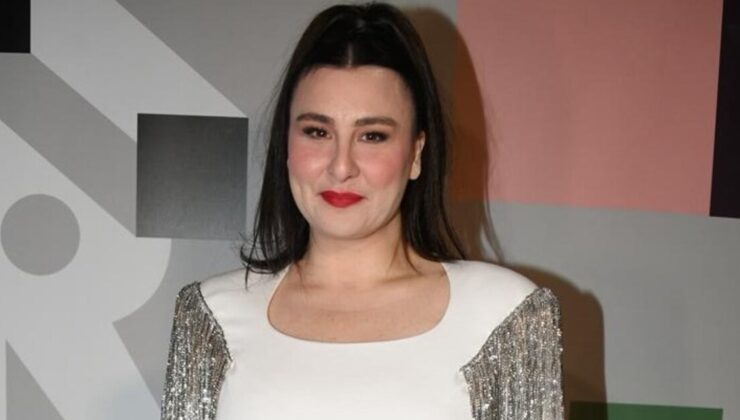 Yasemin Sakallıoğlu: Köpek balığı korkusu nedeniyle denize giremiyorum