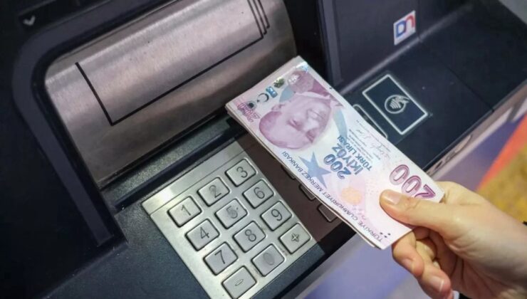 Yaşlı ve engelli aylıkları hesaplara yatırılmaya başlandı