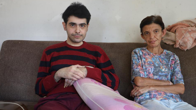 3 yıl sonra evden çıkan Barış ‘Sağlık sorunumdan dolayı böyle değilim’ dedi ve itiraf etti | Annesi oğluyla ilgili hayalini açıkladı