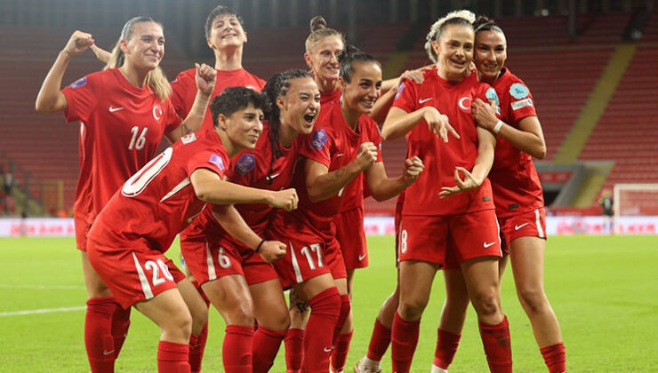 A Milli Kadın Futbol Takımı, Kosova’yı 3 golle geçti!