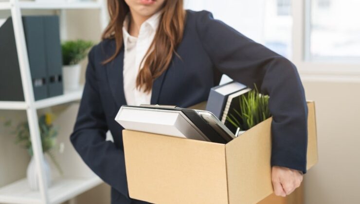 Bir ayda 25 bin kişi işten çıkarıldı