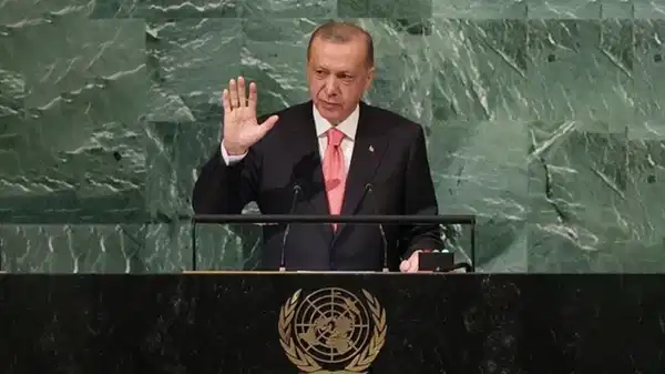 CHP’nin ‘Kurultay davası’ yaklaşırken çok konuşulacak kulis bilgisi… ‘AKP’li bir heyet Erdoğan’ı bilgilendirdi, ‘yorumsuz’ dinledi’