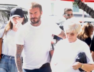 David ve Victoria Beckham çiftinin anne ve babalarıyla keyifli günü