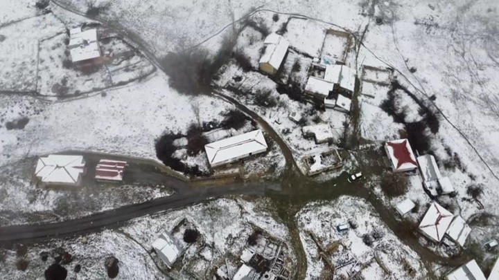 Erzincan ve Bitlis’te kar yağışı! Yüksek kesimler beyaza büründü