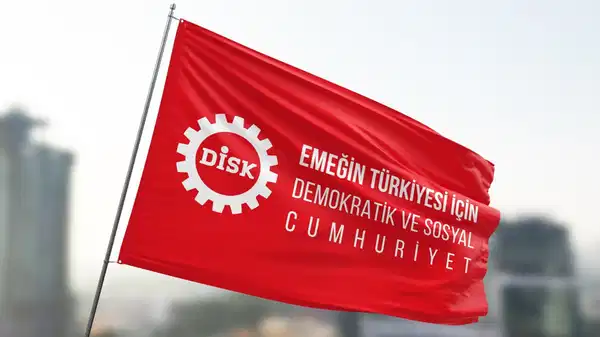 Eski genel başkanlardan çağrı: ‘DİSK’in yeri emeğin başkenti İstanbul’dur’