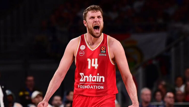 Euroleague’de 3. haftanın MVP’si Sasha Vezenkov oldu