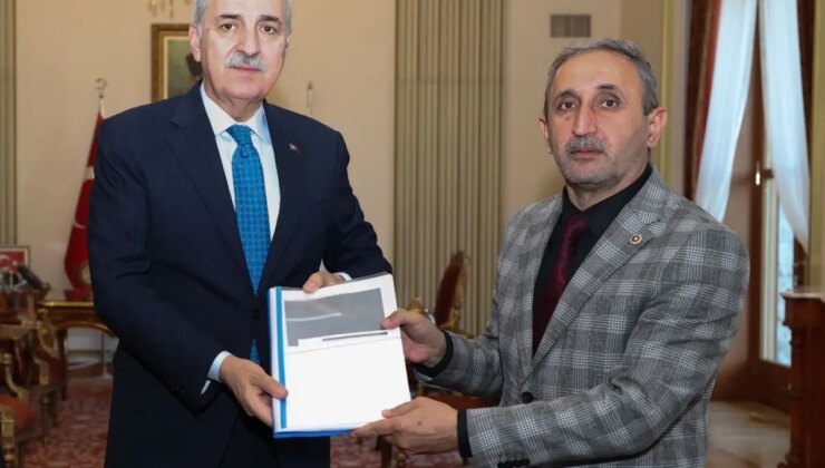 HÜDA PAR’lı Demir, DEDAŞ’a karşı toplanan imzaları Kurtulmuş’a teslim etti
